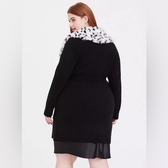 Torrid x Disney Villains Cruella De Vil Black Faux Fur Self-Tie Cardigan 3X EUC - Picture 4 of 8